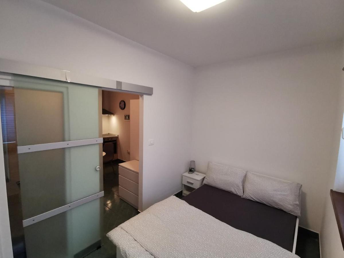 Goriska Apartments Айдовшчина Экстерьер фото