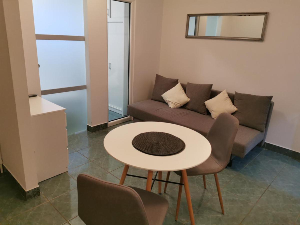 Goriska Apartments Айдовшчина Экстерьер фото